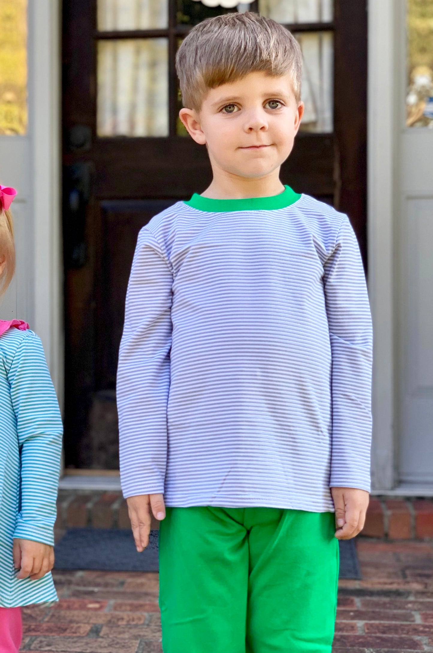 Lt. Grey / Kelly green crewneck