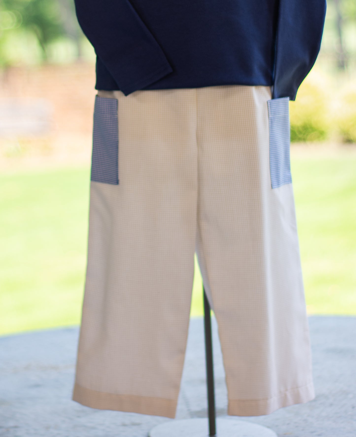 Tan ging. pants w/2 side pockets 6Y