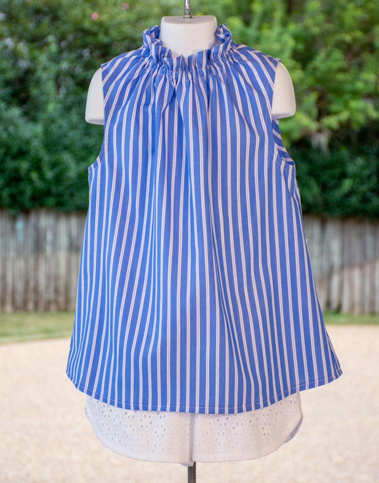 Navy stripes Lacey top 5T
